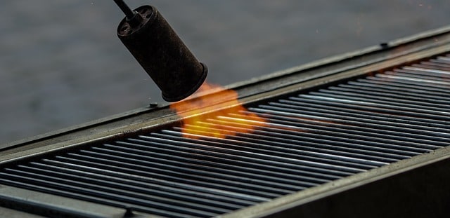 Is rust on grill grates bad